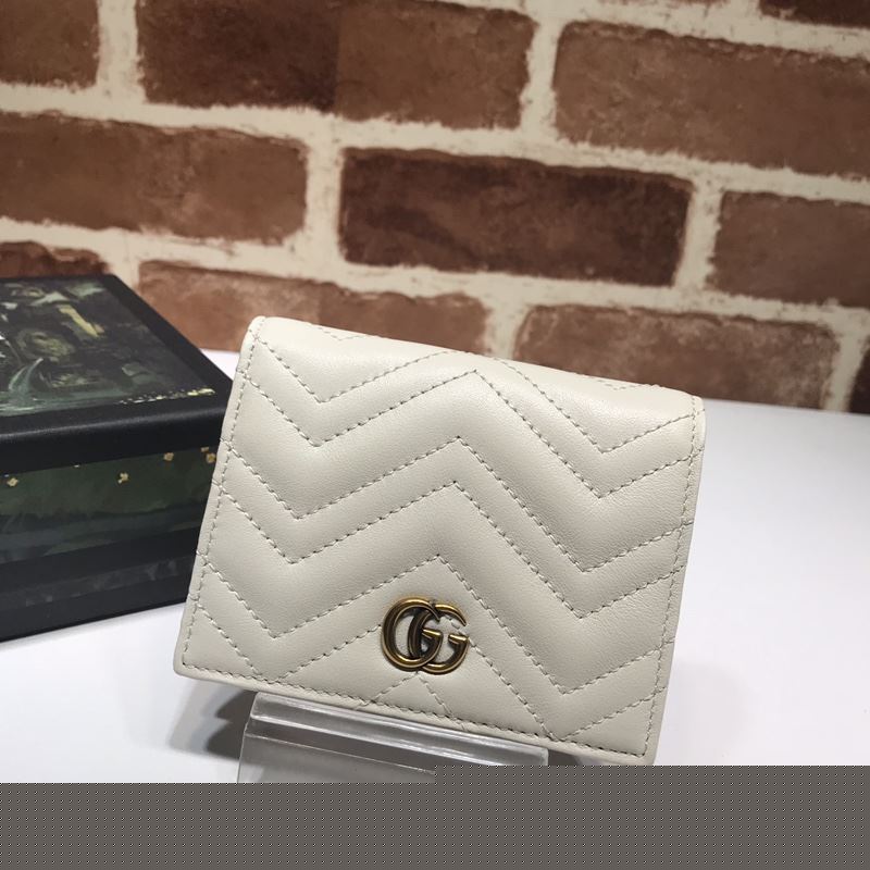G*u*i wallets & purse